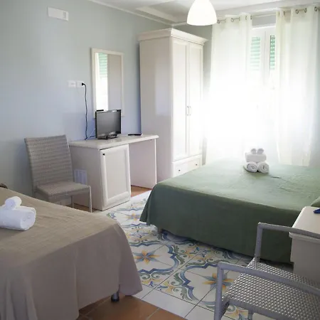 Medea - Cultural Near Amalfi Coast & 4*