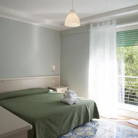 Medea - Cultural Near Amalfi Coast & 4*
